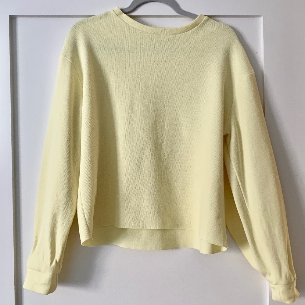 ZARA Trafaluc collection oversize yellow sweater/ Size small